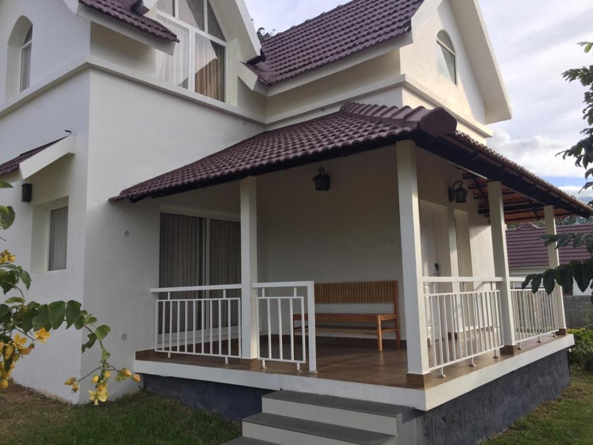 Mirth Hotels And Resorts Kanthalloor Exteriör bild